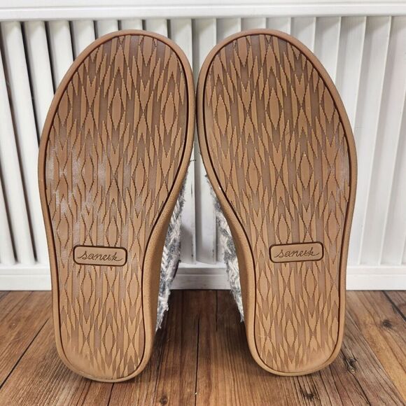 Womens 6 SANUK Nice Bootah Gray Boho Casual Slippers Knit Ankle Booties Boots - Picture 7 of 10